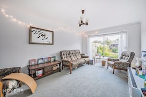 Sitting Room- click for photo gallery